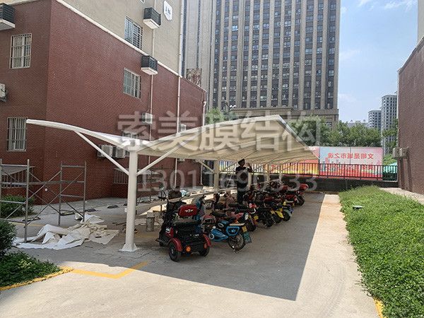 膜結(jié)構(gòu)車(chē)棚