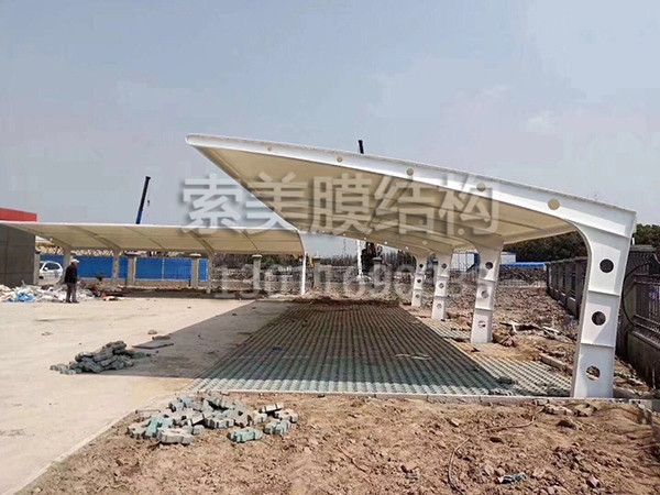 膜結(jié)構(gòu)車(chē)棚